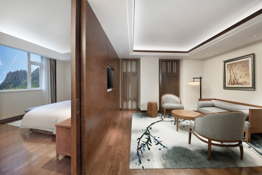 Suite, 1 Bedroom, Non Smoking (Living Area)