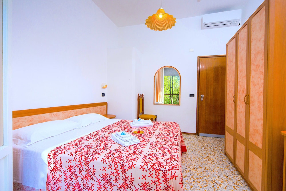 Family Room, 2 Bedrooms, Terrace photo 2