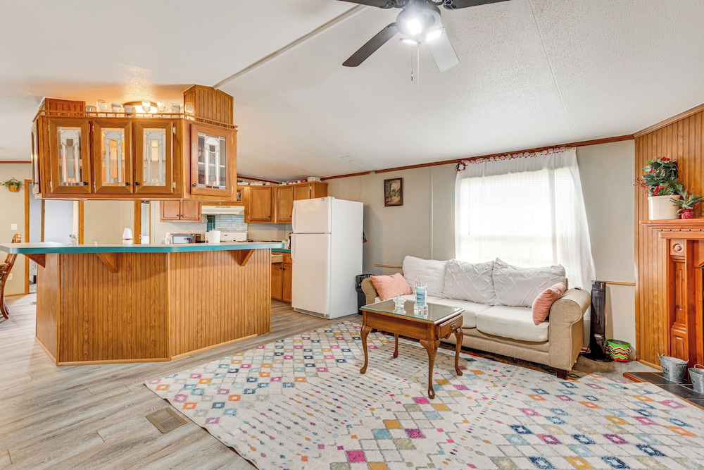 House (2 Bedrooms) photo 3