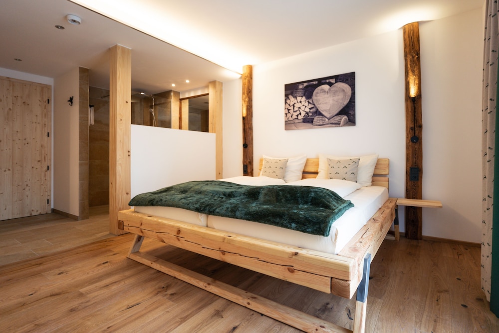 Comfort Room, Multiple Beds, Non Smoking