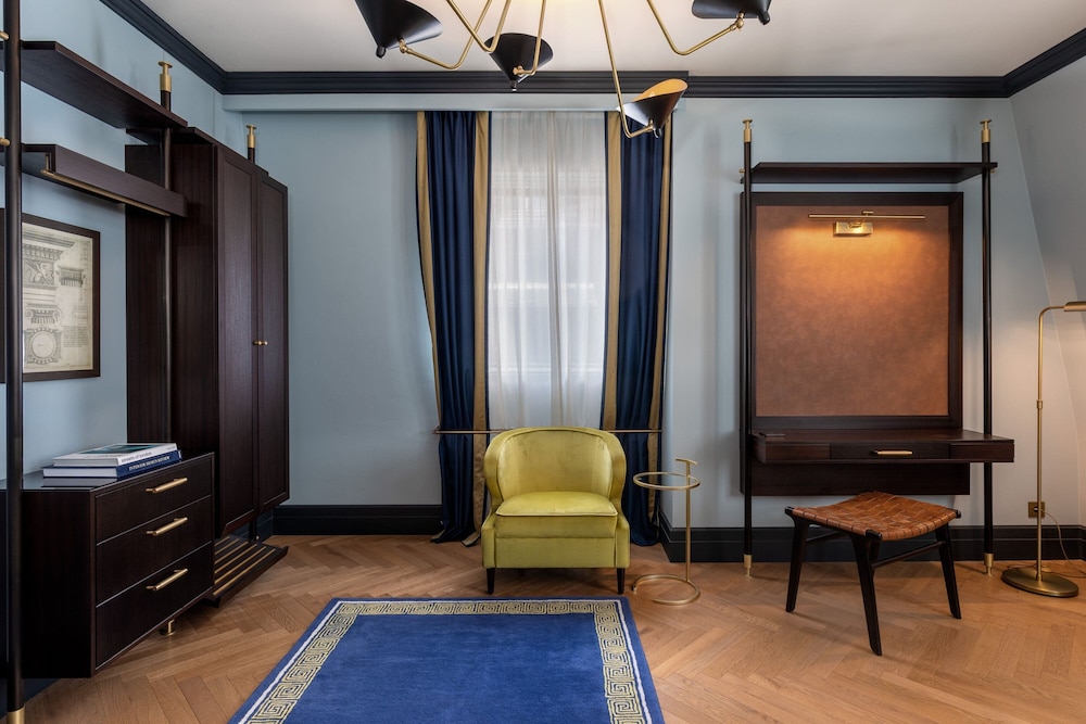 Junior Suite, 1 Bedroom - Photo 9