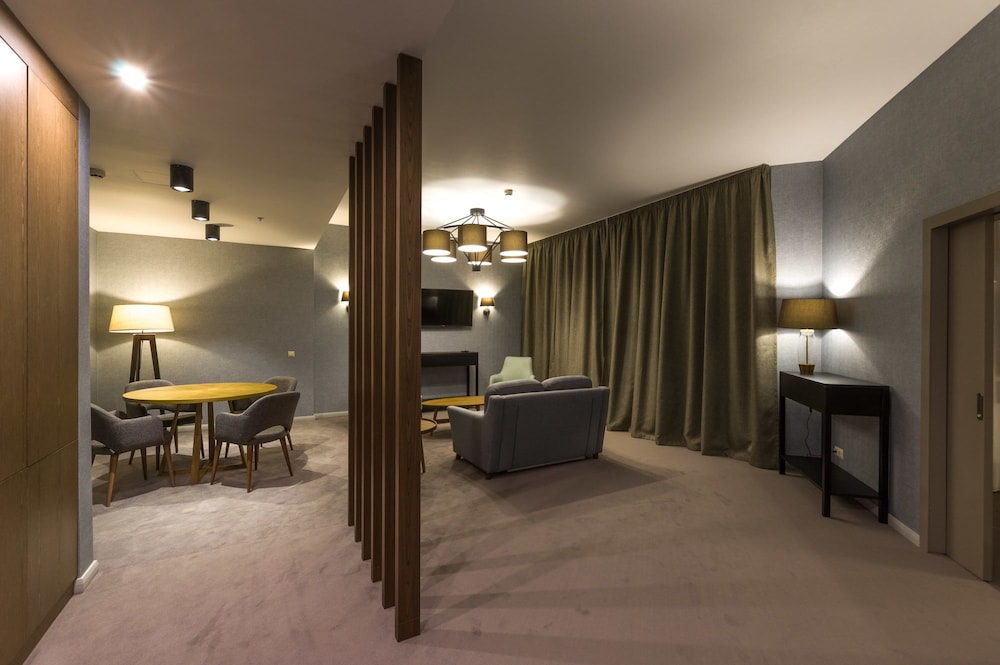 Suite, Balcony (Green Flow) photo 2