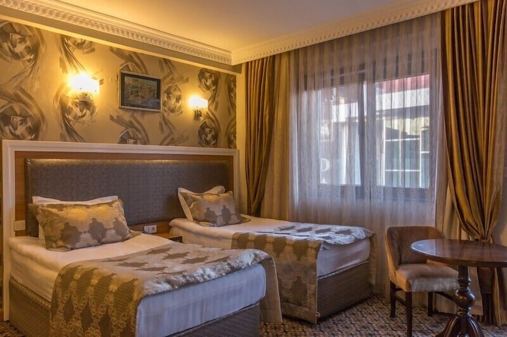 Deluxe Quadruple Room photo 1