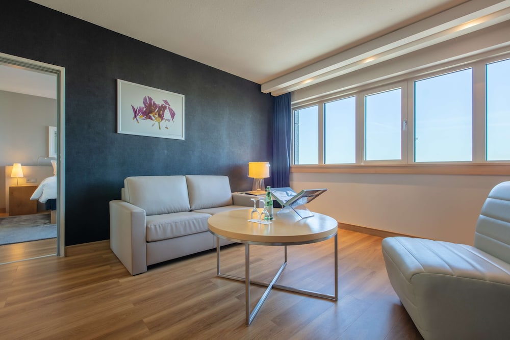 Suite, 1 Bedroom, Park View