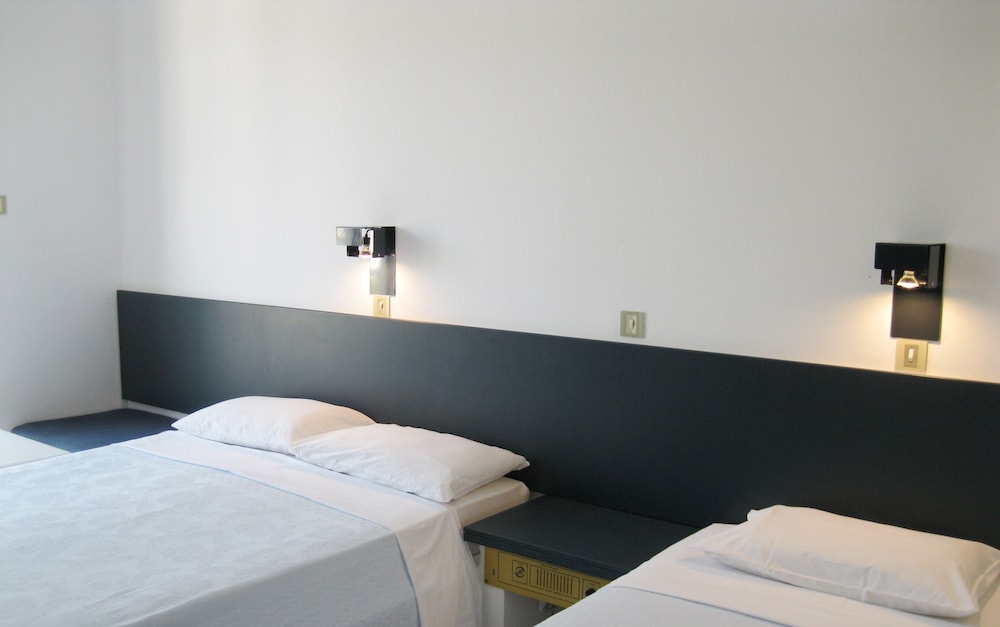 Standard Room photo 3