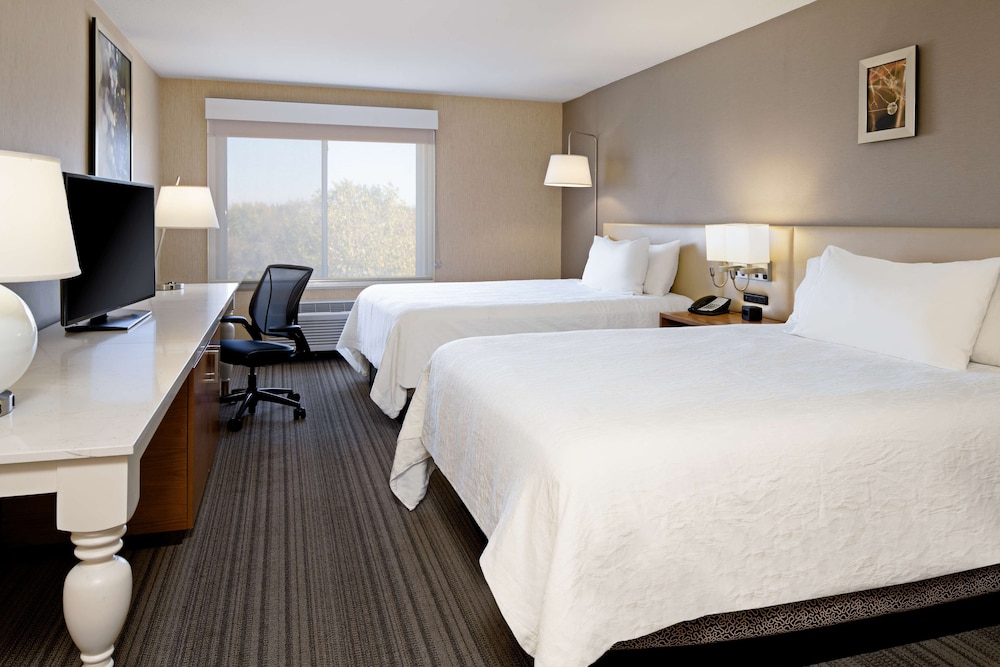 Room, 2 Queen Beds, Tower photo 3