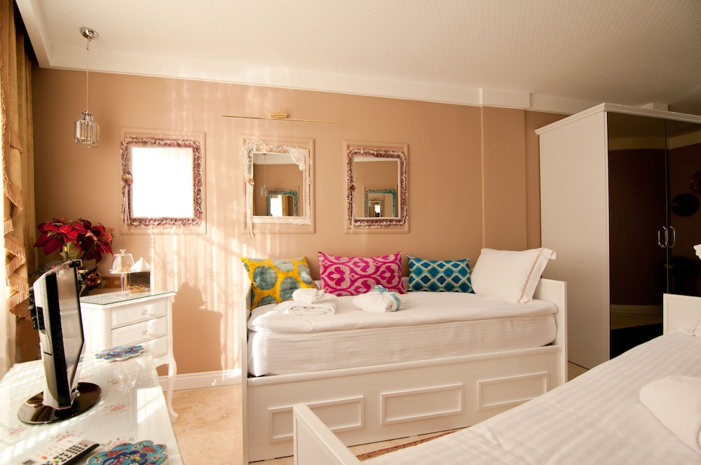 Two Bedroom Apartment with Private Hammam for 4 adults-Annex Building-45m2 photo 3