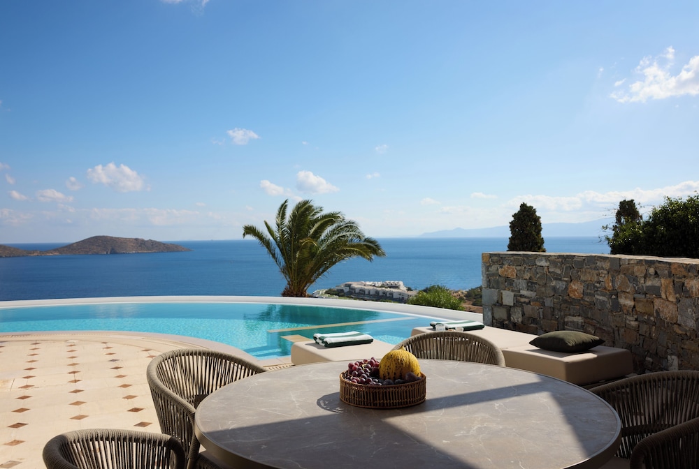 Three Bedroom Mediterranean Pool Villa | Sea View photo 3