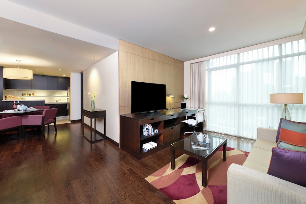 Deluxe Suite, 1 Bedroom photo 2