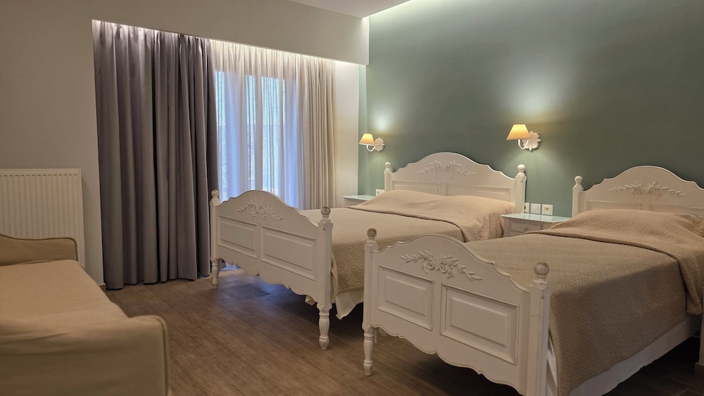 Quadruple Room, Valley View photo 1