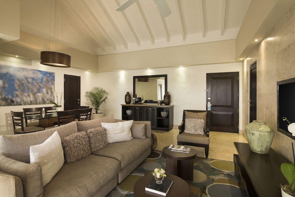 Elite Suite, 2 Bedrooms - Photo 1