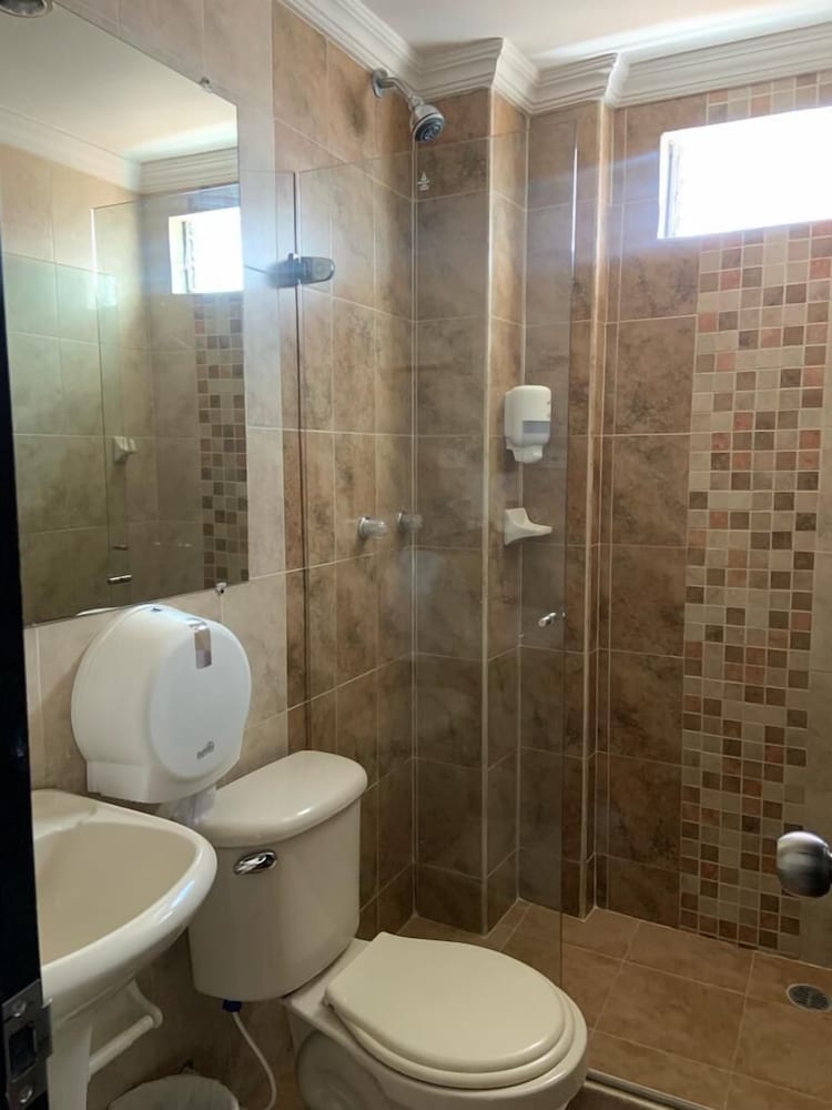 Comfort Room photo 2