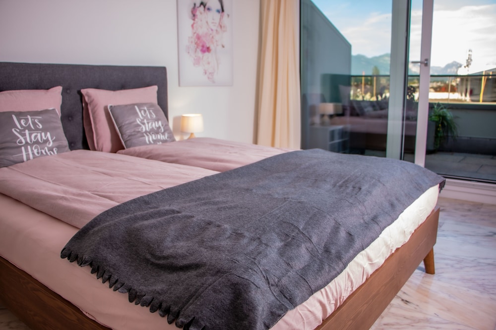 City Apartment, 1 Bedroom, Non Smoking, City View