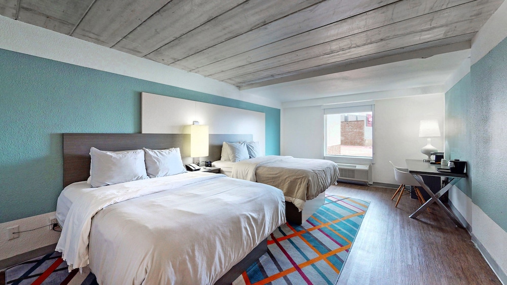 Standard Room photo 2