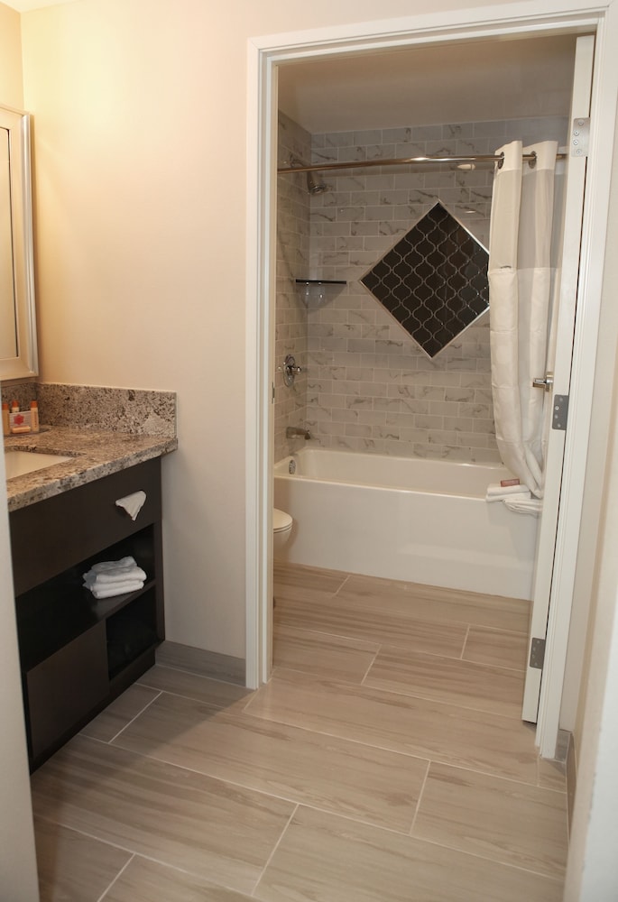 Suite, Multiple Beds photo 3