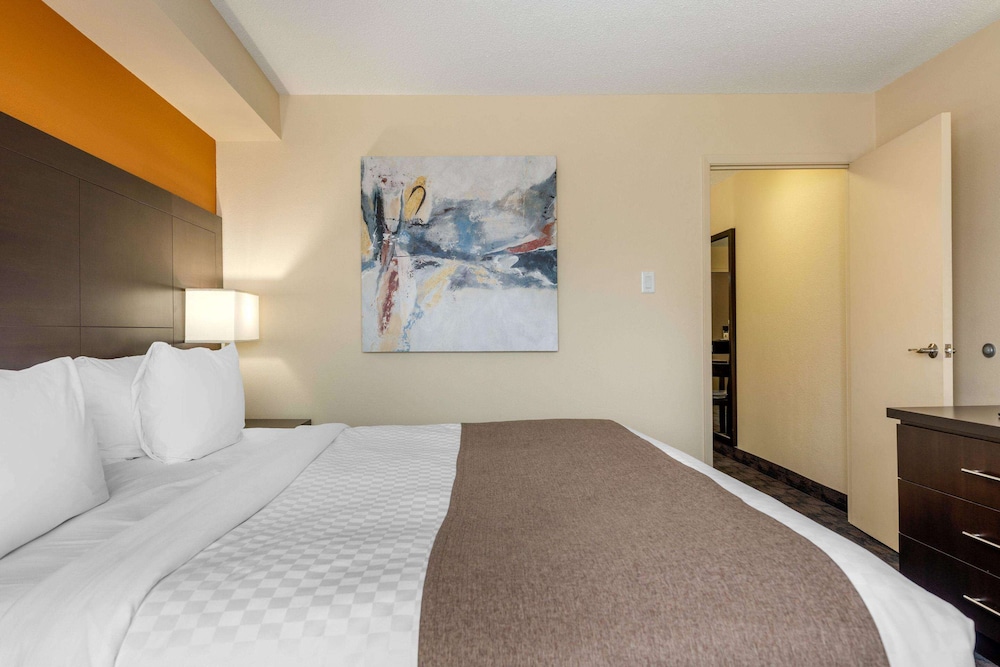 Family Suite, Multiple Beds, Non Smoking - Photo 2