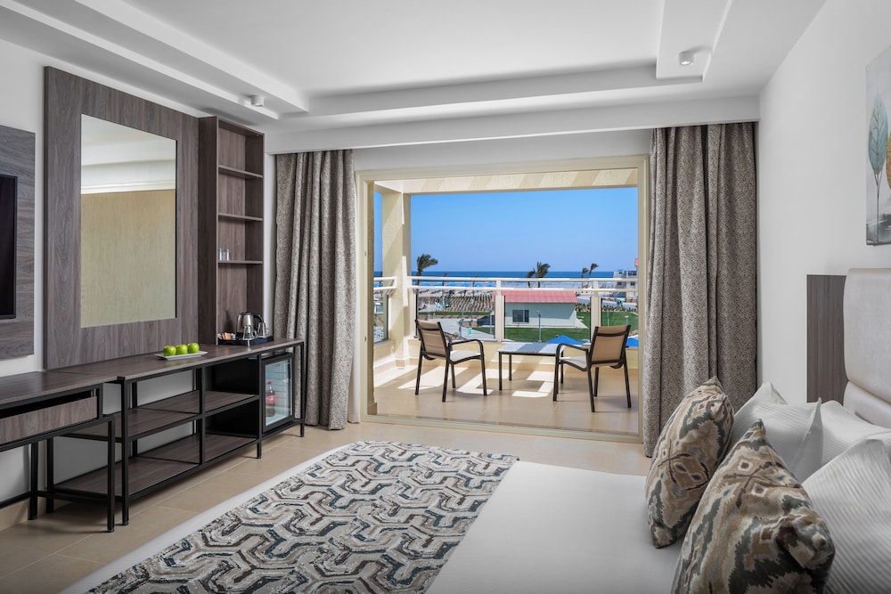 Deluxe Double Room, Sea View photo 3