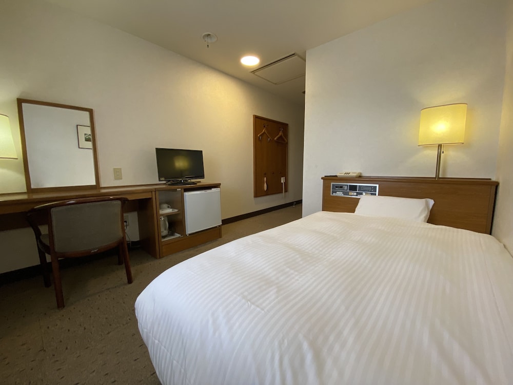 Basic Twin Room, Non Smoking - Photo 3