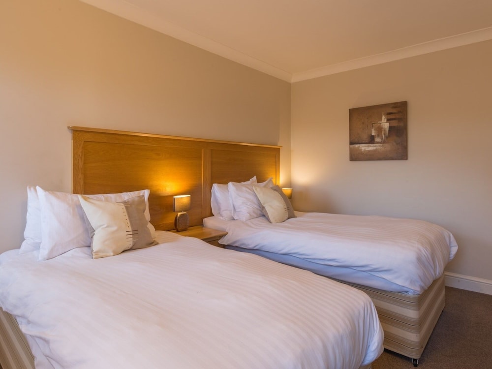 Standard Twin Room, Ensuite - Photo 1