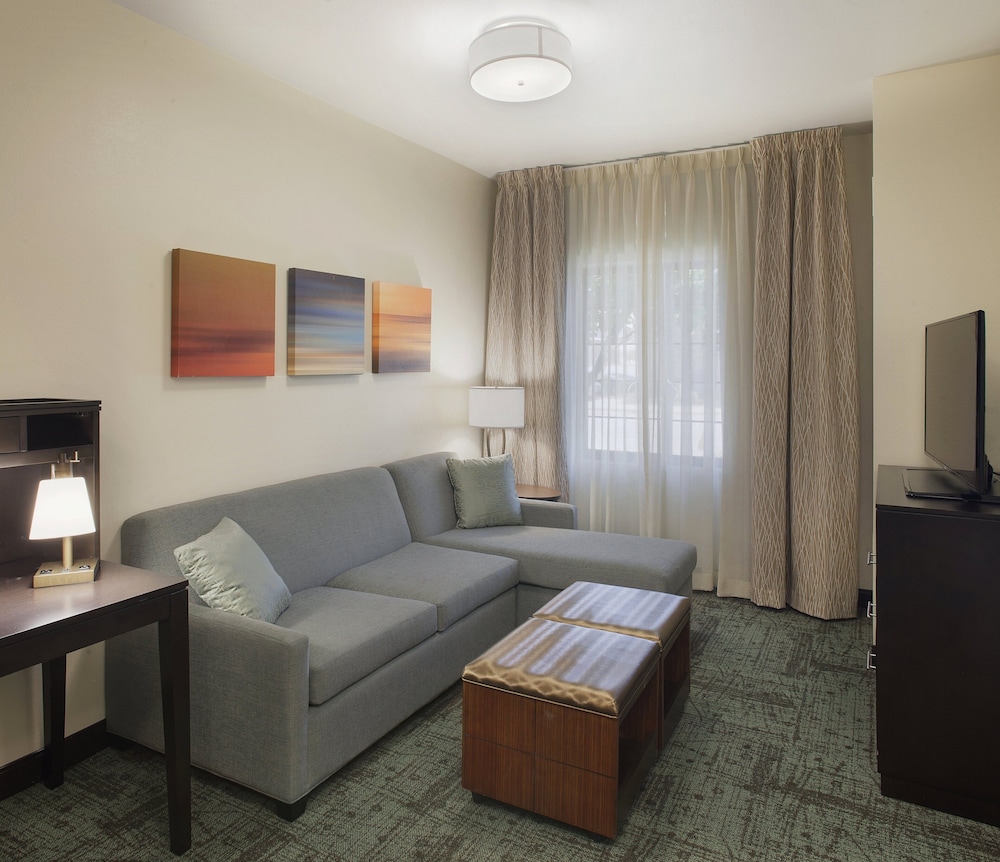 Suite, 1 Bedroom, Kitchen (1 King Bed, Sofa Bed) - Photo 5