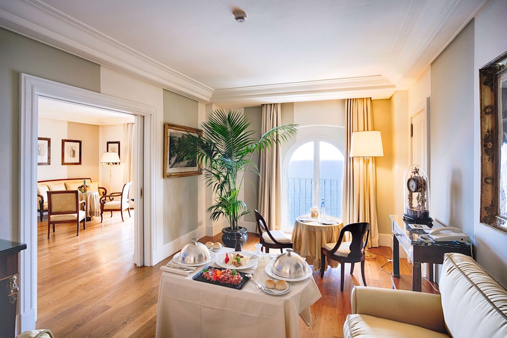 Classic Suite, Balcony, Sea View - Photo 1