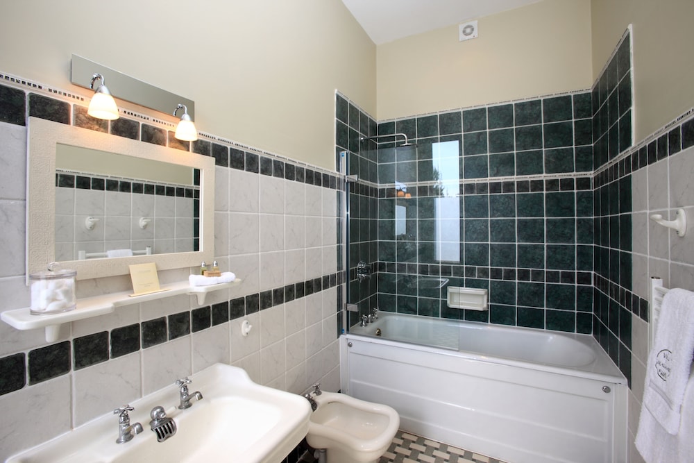 Superior Double or Twin Room photo 2