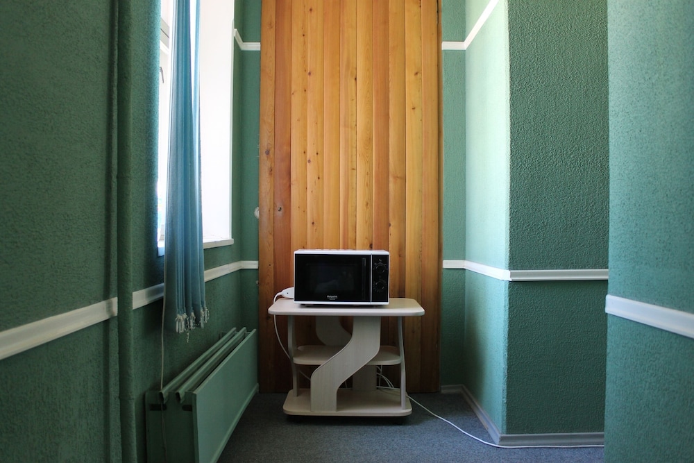 Basic Triple Room photo 2