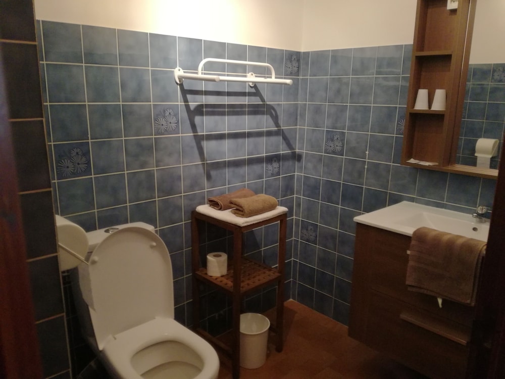 Comfort Double Room, 2 Bedrooms, City View photo 2
