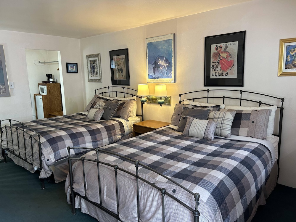 Basic Double Room