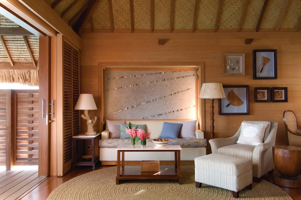 One Bedroom Lagoon View Over Water Bungalow Suite two queen