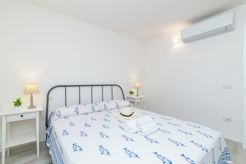 Standard Apartment, 1 Bedroom (I Fari 95 600mt From The Beach)