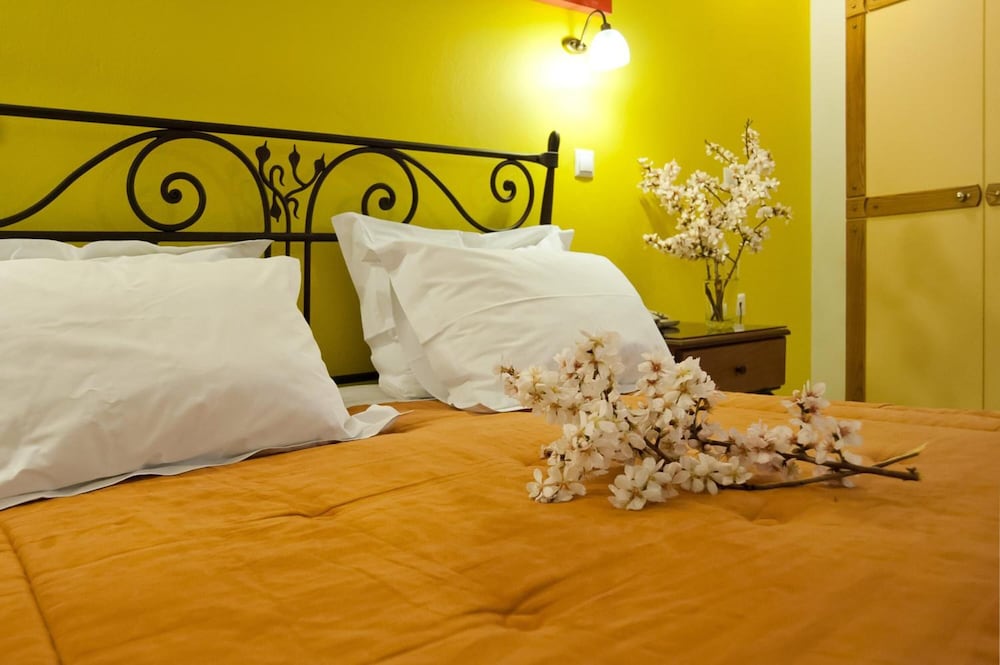 Double Room - Photo 7