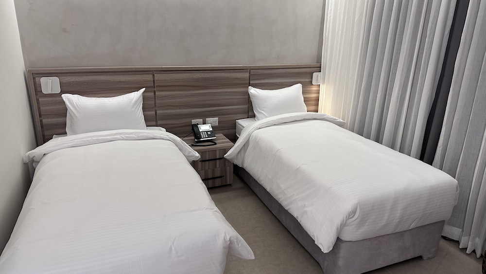 Standard Double or Twin Room photo 2