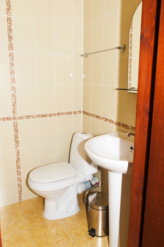 Standard Triple Room, 3 Twin Beds photo 3