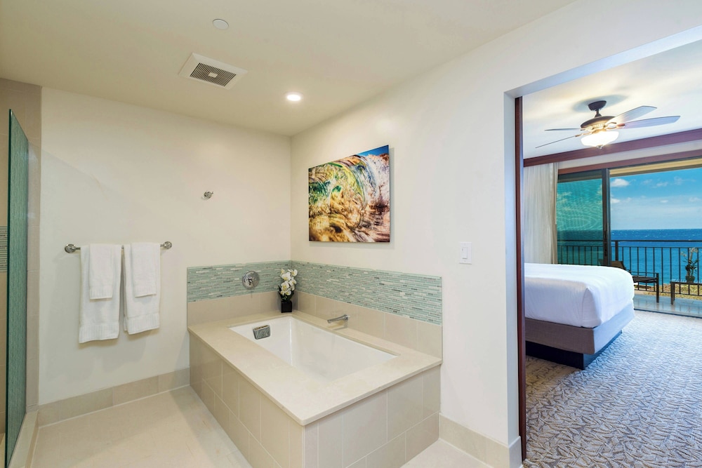 Villa, 1 Bedroom, Kitchen (Island View) - Photo 10