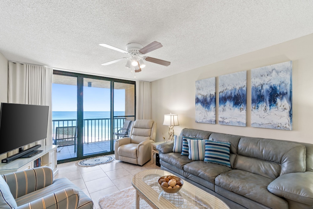 Condo, 2 Bedrooms, Ocean View (912C)