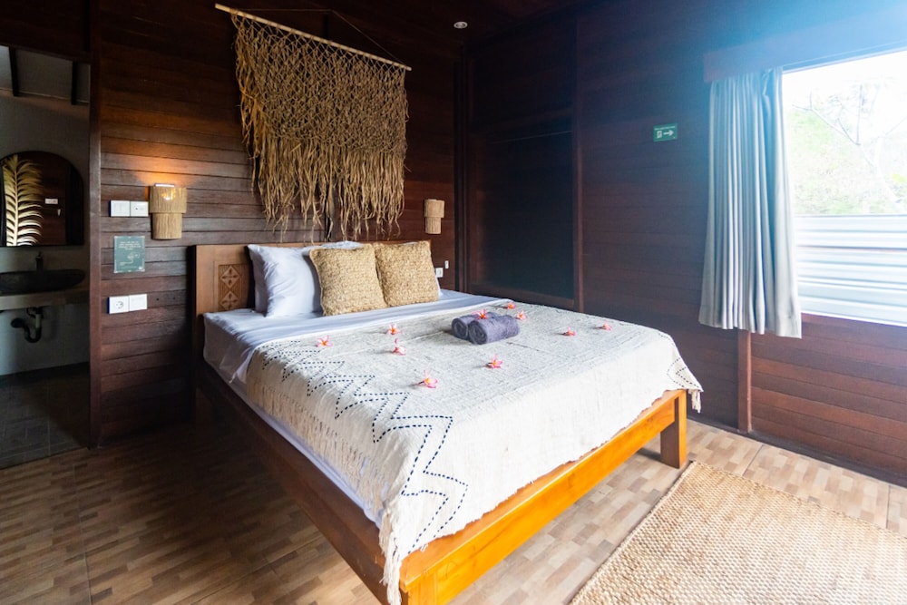 Private Double Bungalow photo 1
