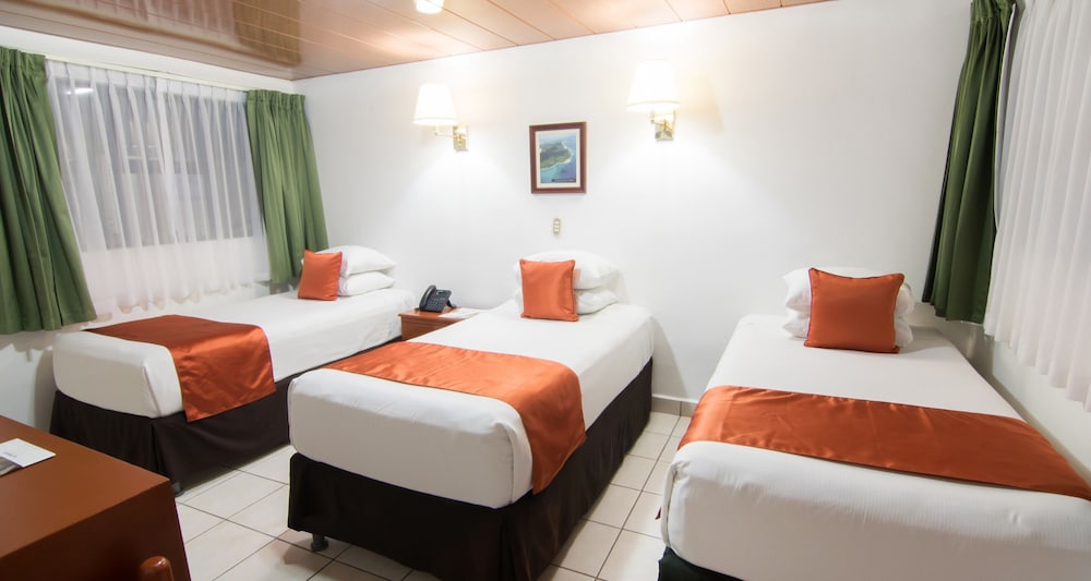 Standard Room, 3 Twin Beds, Non Smoking