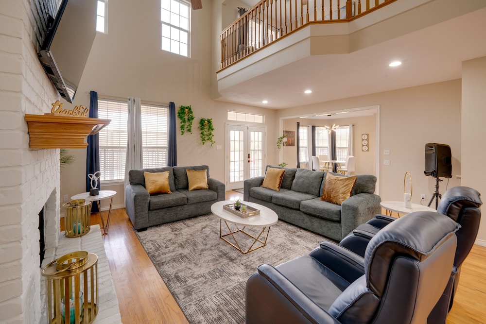 House (4 Bedrooms) photo 1