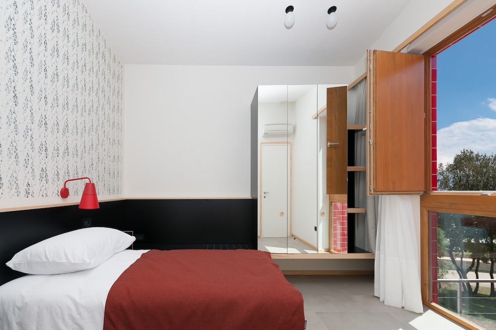 Premium Apartment, 2 Bedrooms - Photo 5