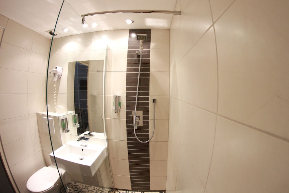 Double Room - Photo 20