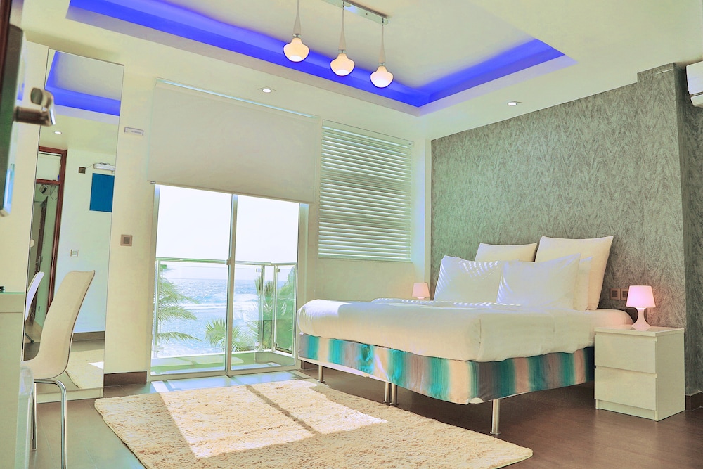 Sky View Suite