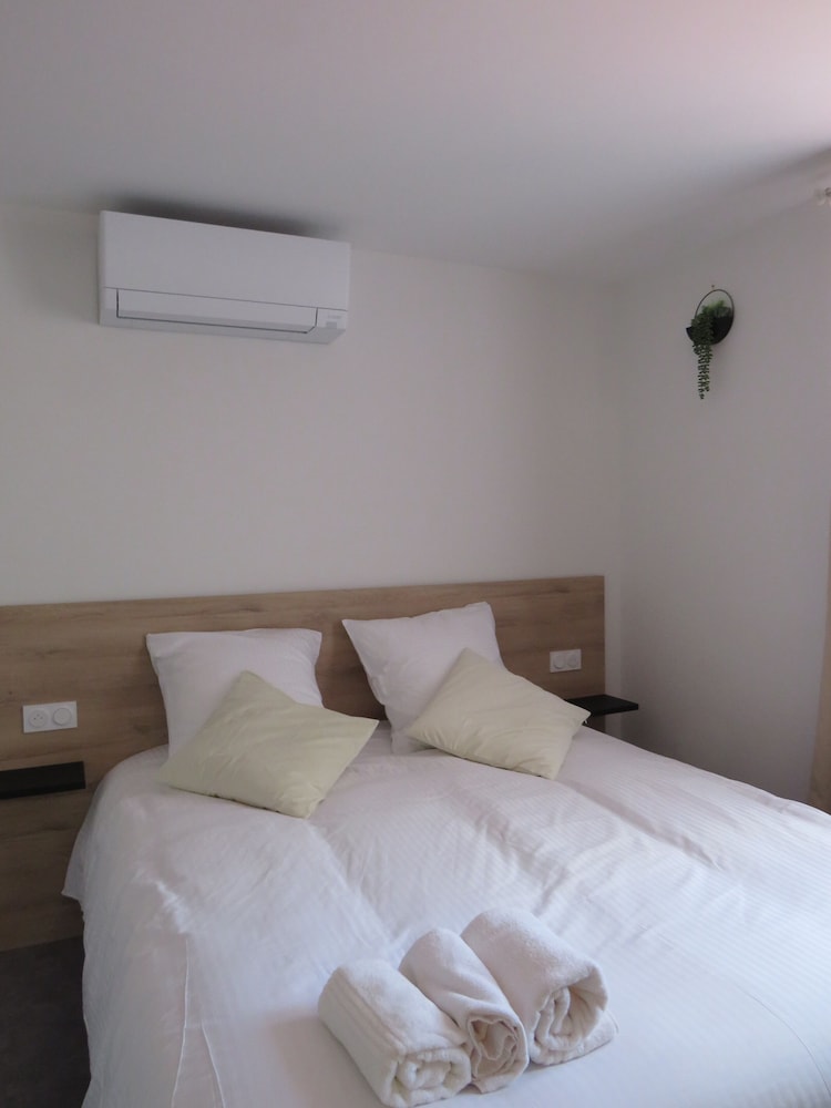 Double Room, Non Smoking photo 1