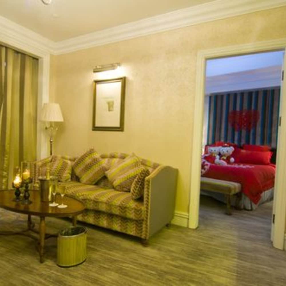 Superior Suite photo 2