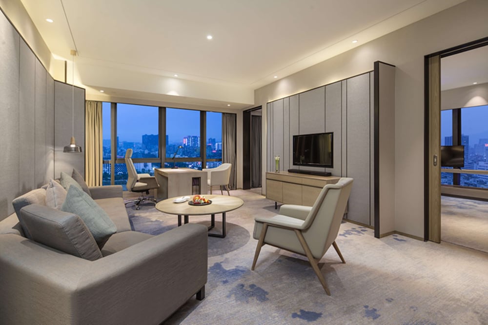 King One Bedroom Suite