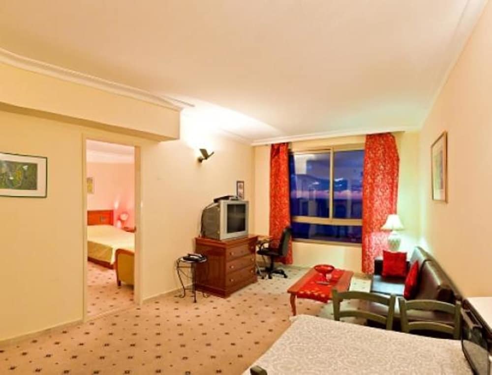 Apartment, 1 Bedroom, Sea View, Beachfront photo 2