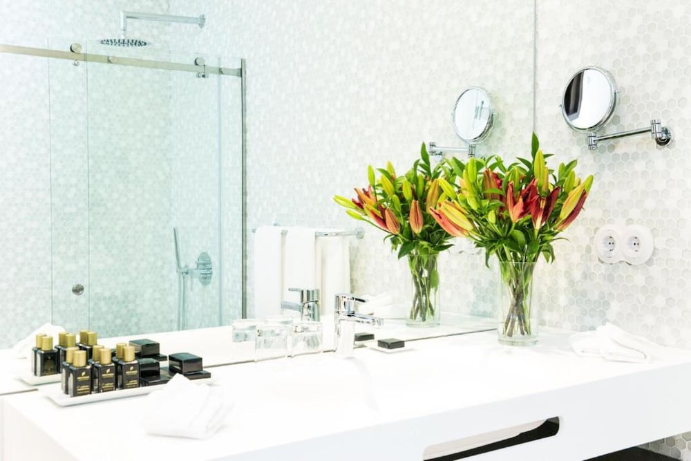 Executive Room (Grand View)