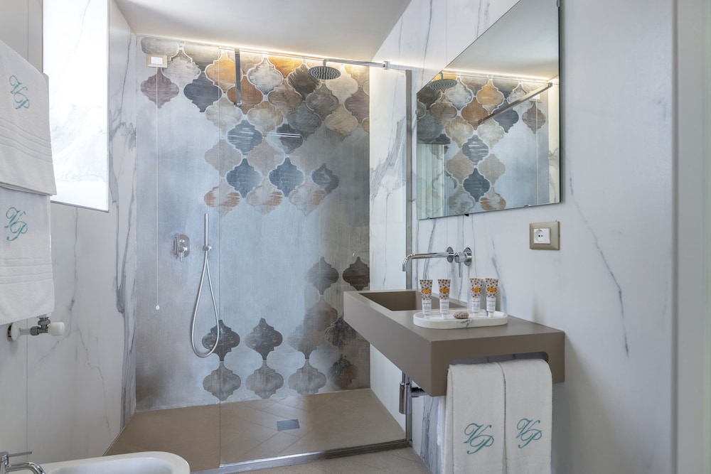 Junior Suite, Balcony, Mountain View - Photo 6