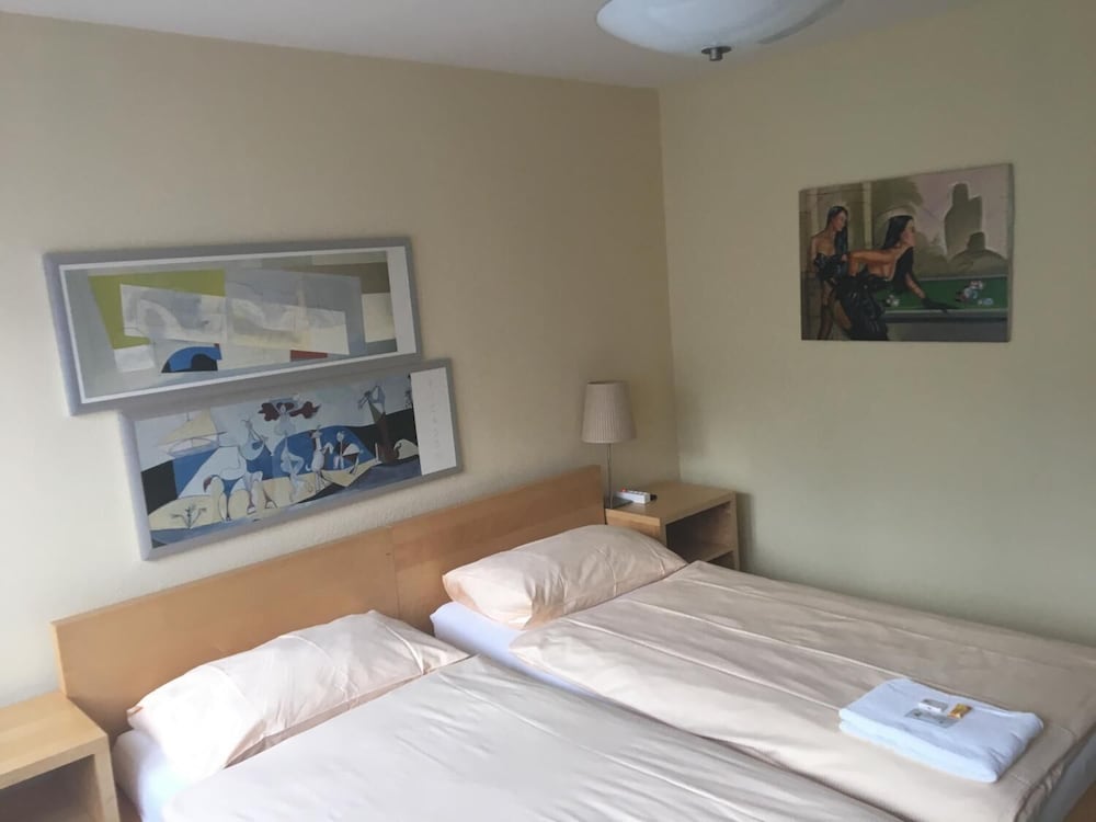 Double Room - Photo 6