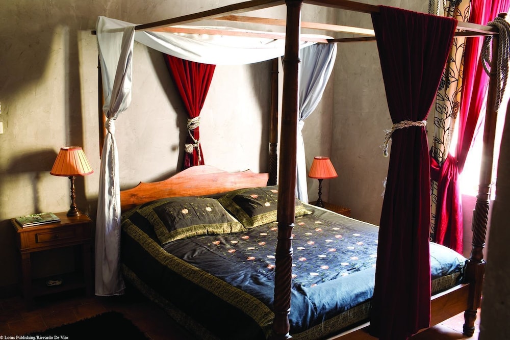Romantic Triple Room